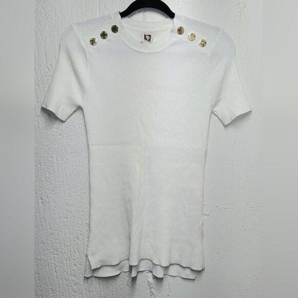 Anne Klein white top with gold buttons - Picture 1 of 8